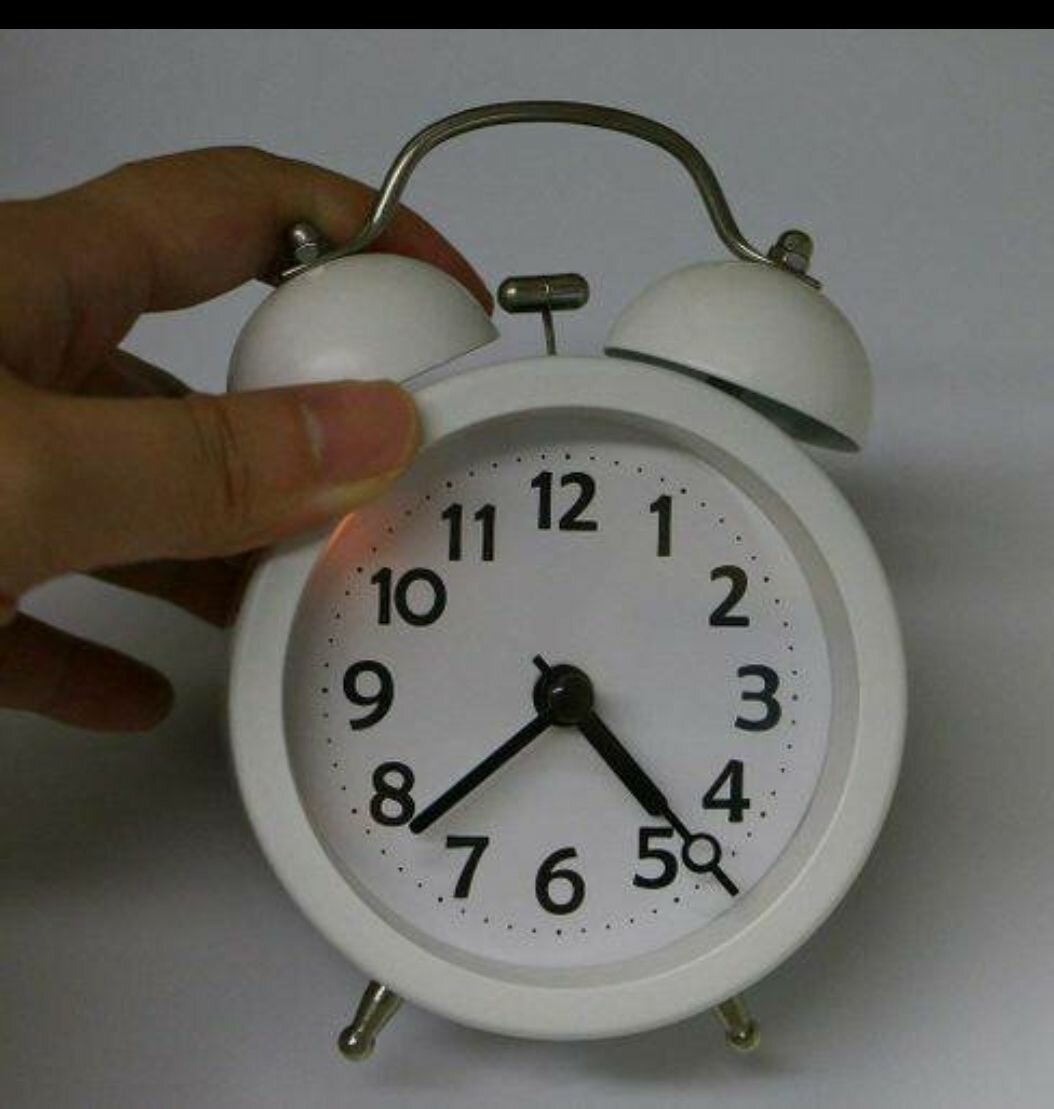 Réveil rétro blanc 13cm
