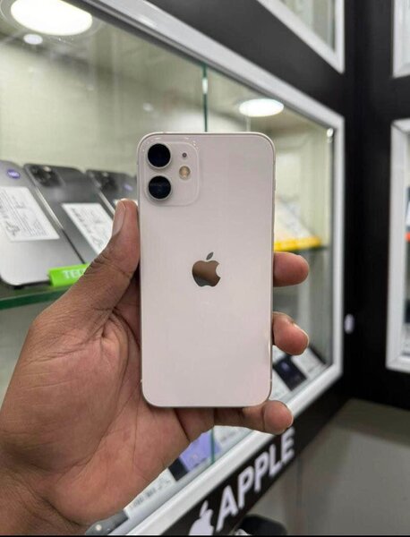 iPhone 12