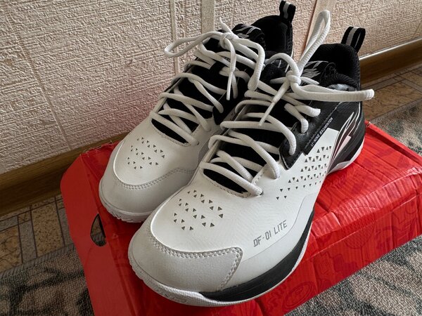 Li-Ning