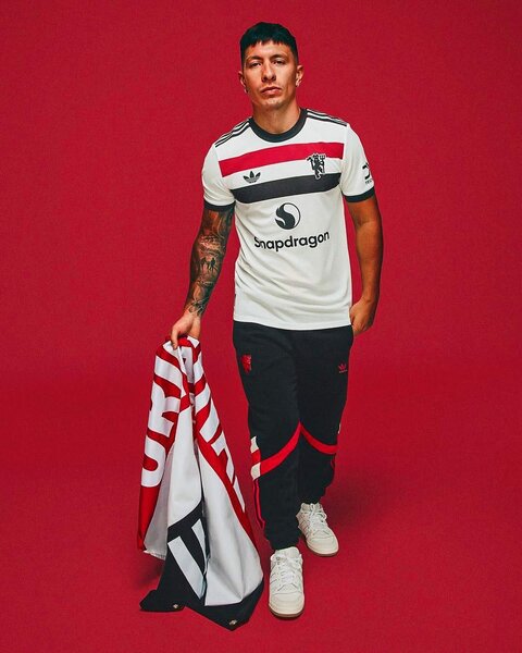 Manchester United jersey