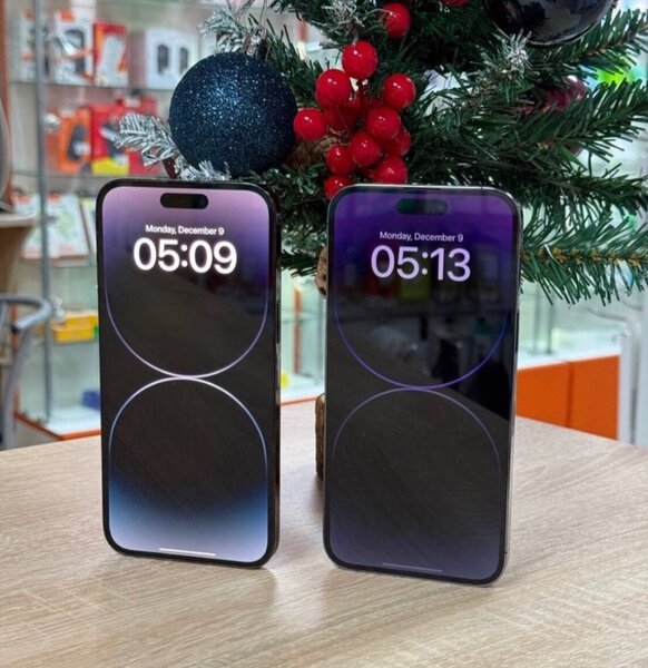 Apple IPhones