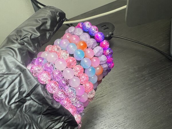 Glovely beads