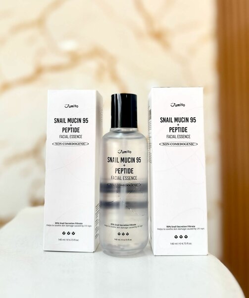 Jumiso Snail Mucin+ Peptide Facial Essence 140ML