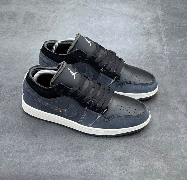 Air Jordan 1 low