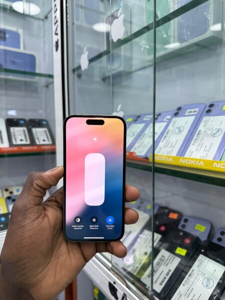 iPhone 14 pro 128Go