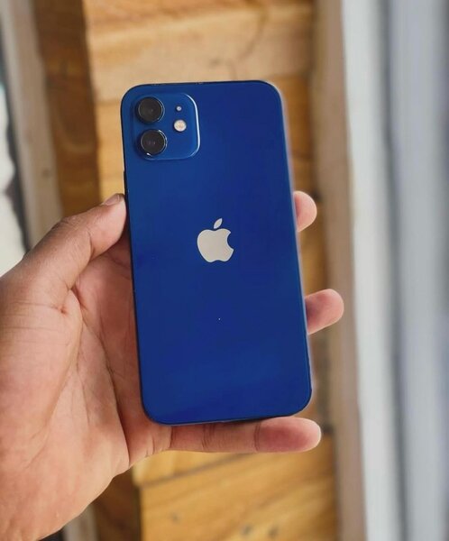 iPhone 12