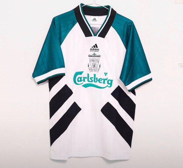LIVERPOOL RETRO