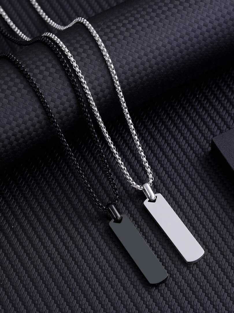 Chaine de femme et garcons