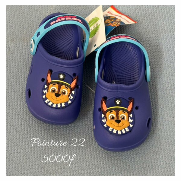 Crocs pour enfants belles et élégantes