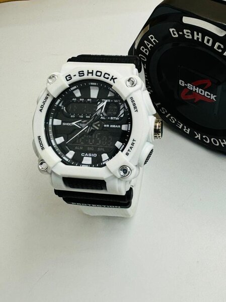 Montre sport G-Shock blanche