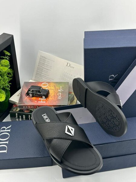 Men slippers