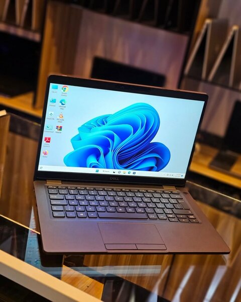 Dell Latitude 5300