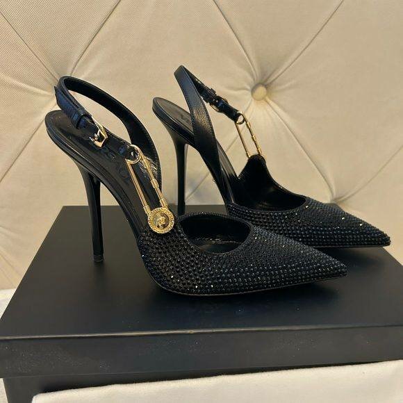 Heel sandals