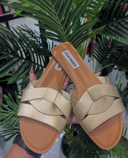 Steve Madden zoom