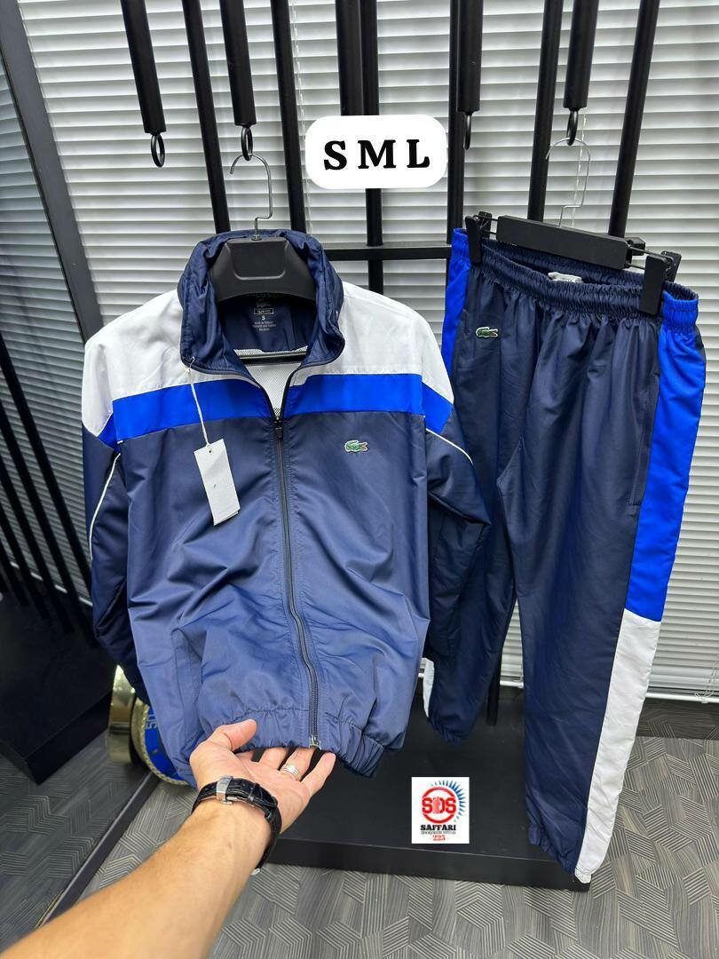 Ensemble de survêtement sportif