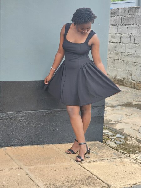 Sleeveless dress