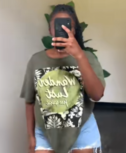 Woman's t-shirts 