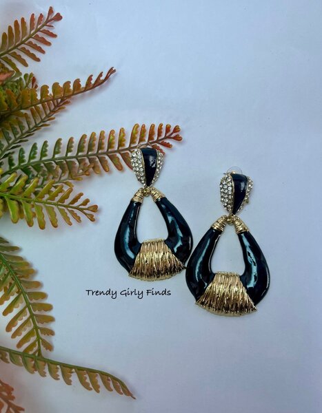 The JOYCEE Earrings