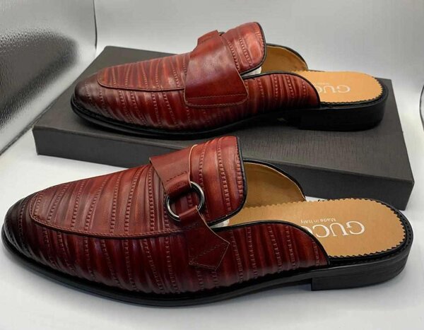 Half shoe