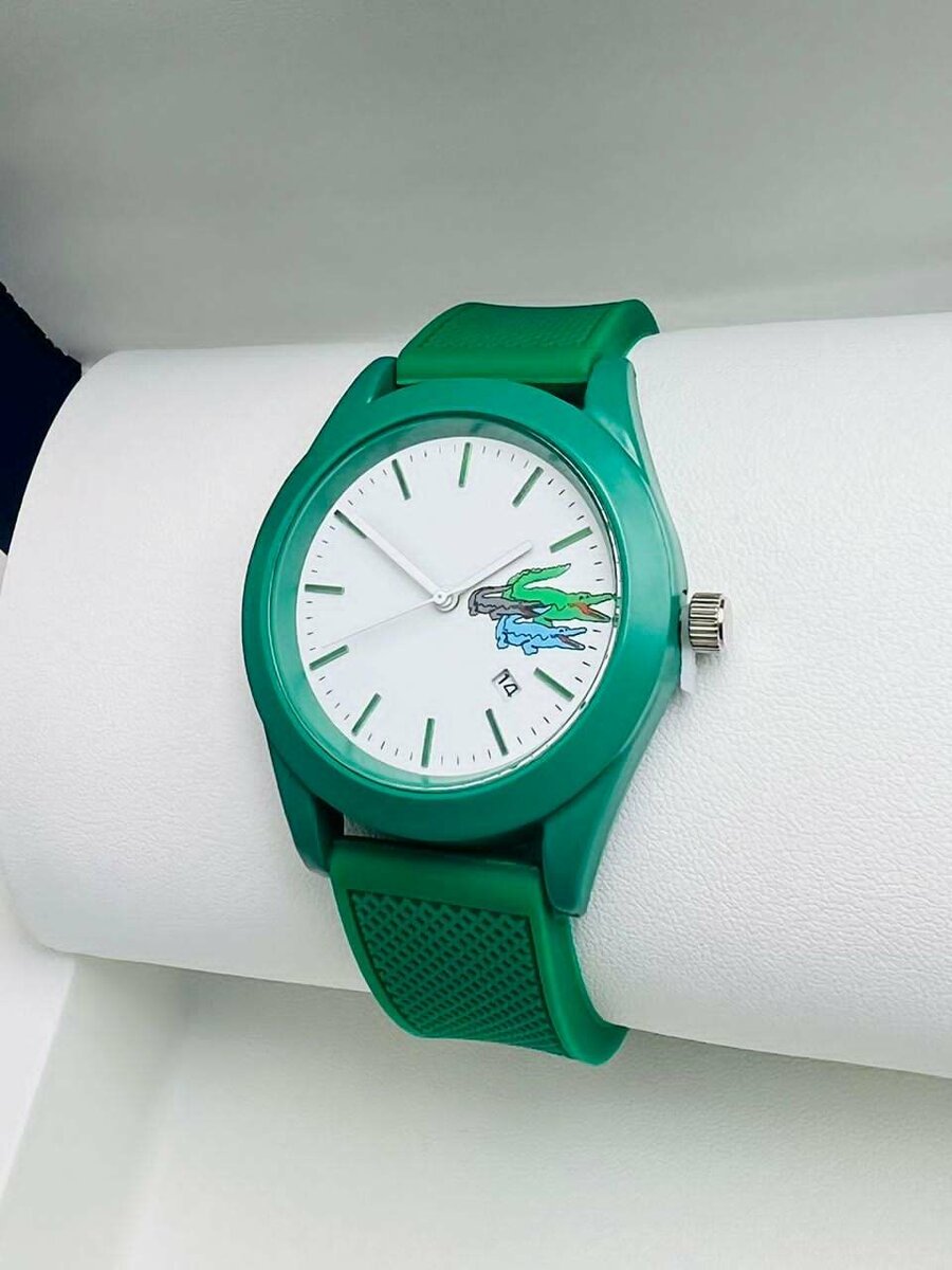 Une montre à vendre à Cocody Angré prix promo à 6500