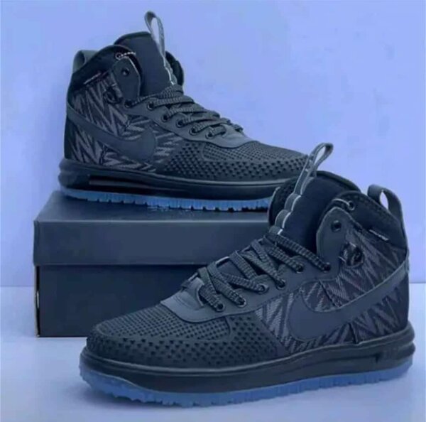Airforce sneakers