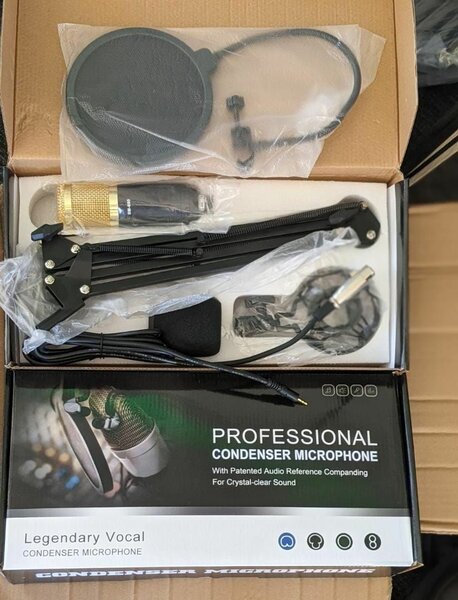 PODCAST MICROPHONE