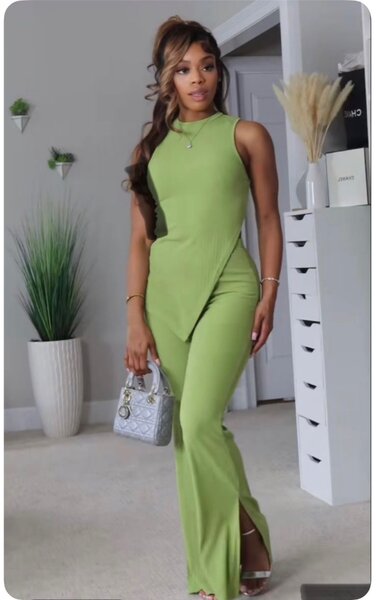 Combinaison élégante verte femme