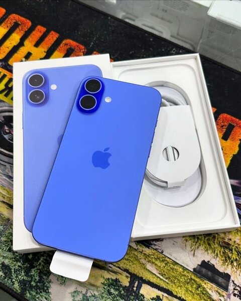 iPhone 16 UK Use