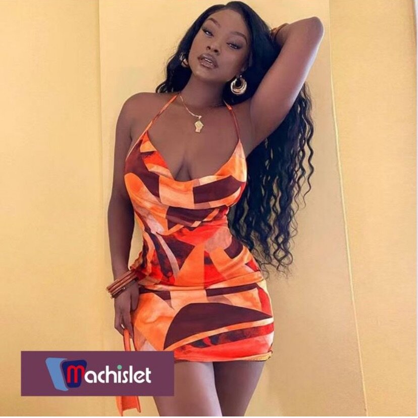 Machislet New slim-fit, backless dress with hips
