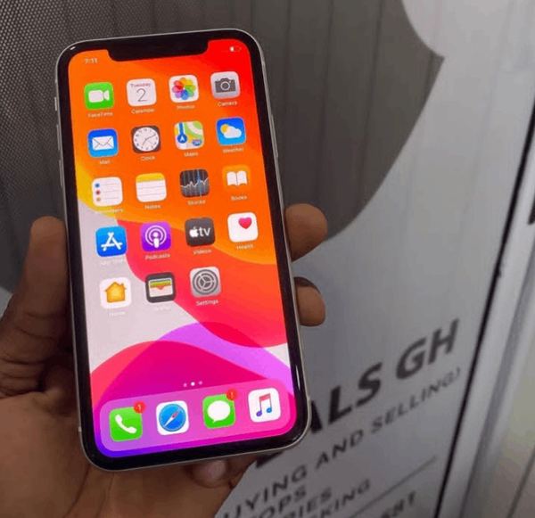 iPhone 11