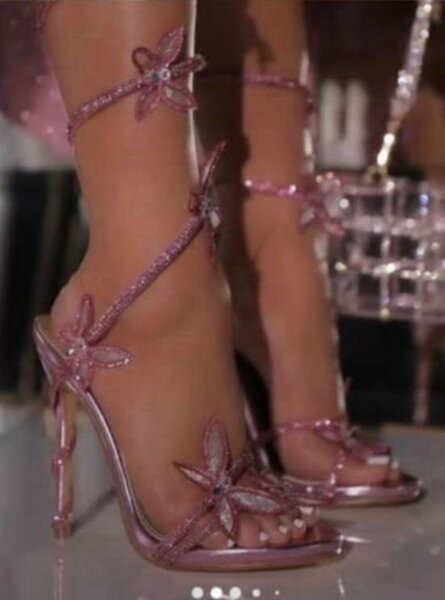 Ladies heel