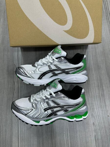 ASICS SNEAKER