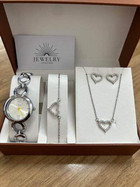 Silver set