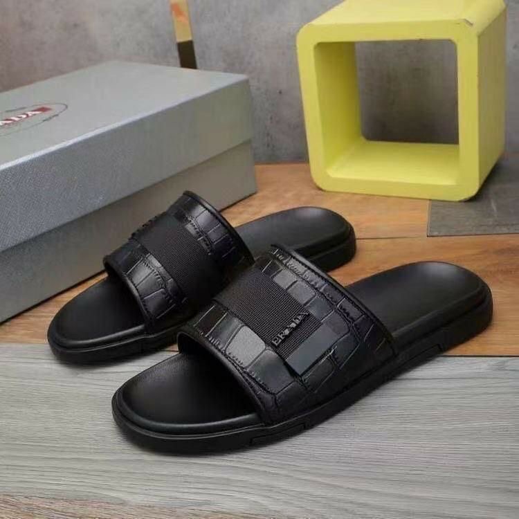 Claquettes élégantes pour hommes