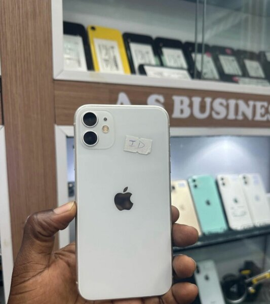 iPhone 11 - Blanc Excellent État
