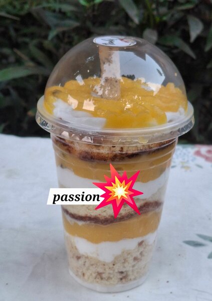 Délice de Mangue en Verre