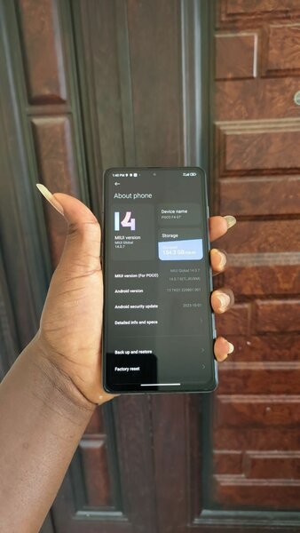 Poco F4 GT