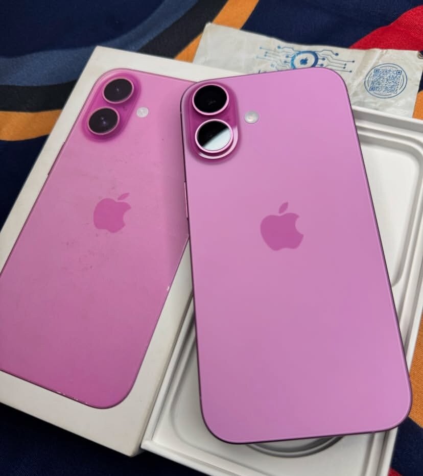 iPhone 16