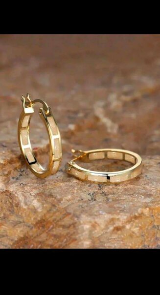 Boucle d'oreille
