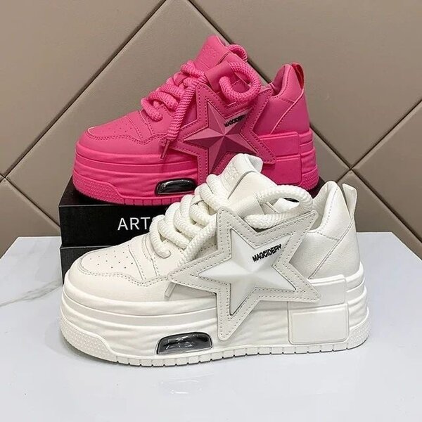 Sneaker