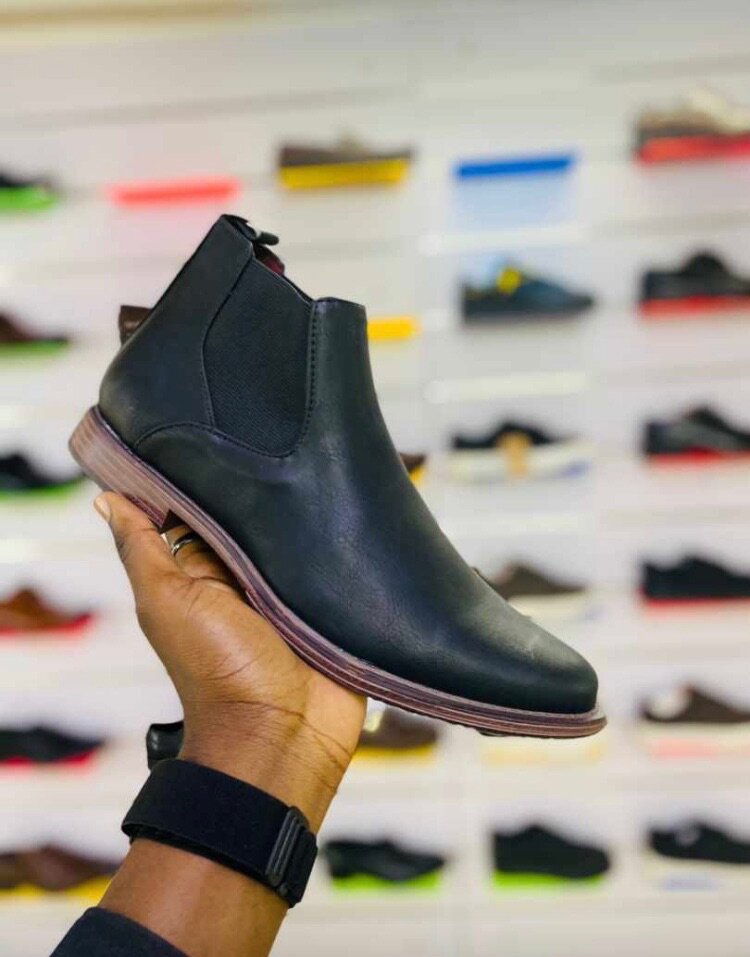 Casual boots