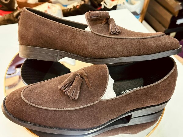 Men's black brown