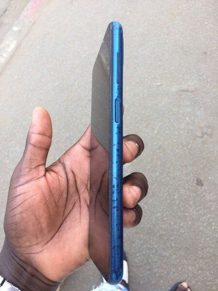 Samsung A12