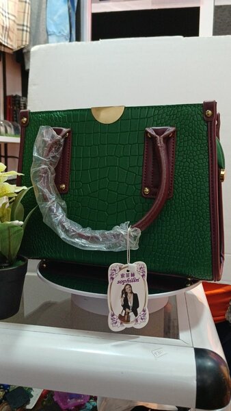 Quality leather bag