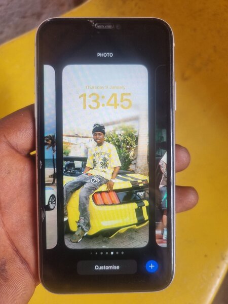 iPhone 11