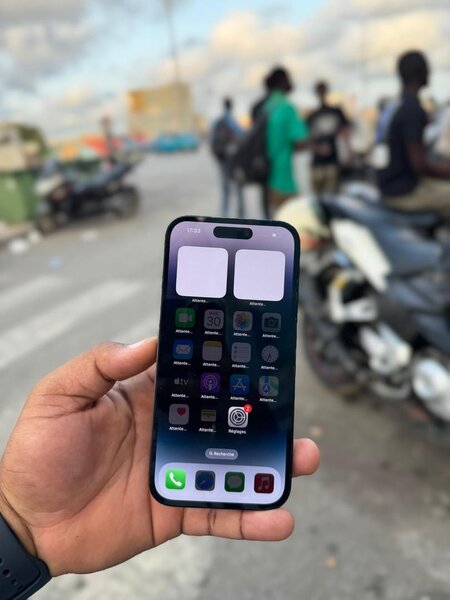 iPhone 14 Pro Noir