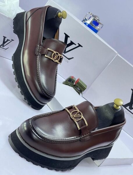 Mocassins homme élégants Louis Vuitton