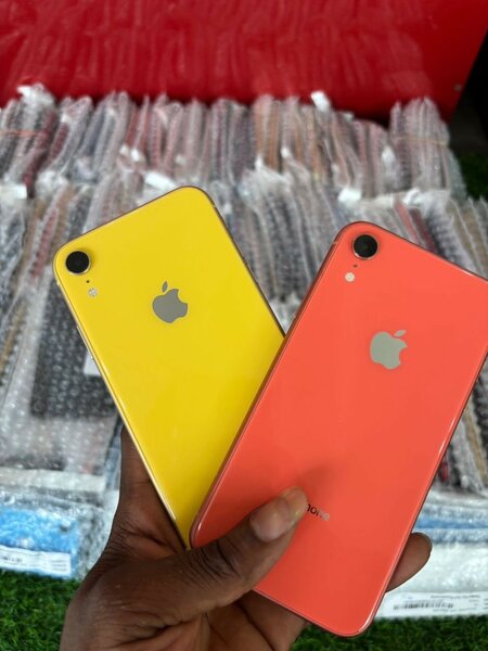 iPhone XR