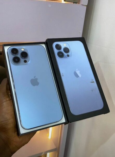 iPhone 13