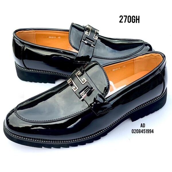 Shoe